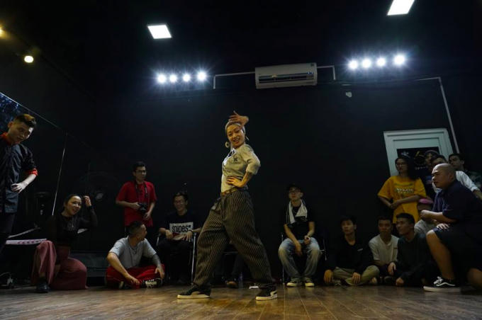 Những phần thi đầy thu hút từ các đội chơi.