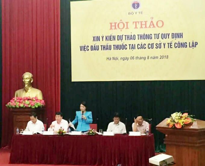 Bộ trưởng Bộ y tế Nguyễn Thị Kim Tiến - phát biểu tại Hội thảo xin ý kiến Dự thảo Thông tư quy định việc đấu thầu thuốc tại cơ sở y tế công lập.