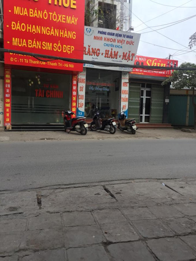 Các phòng khám được trưng dụng từ tầng một của hộ gia đình.
