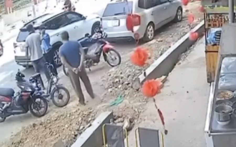 Hiện trường vụ đánh nhau. Ảnh cắt từ clip