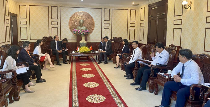 Toàn cảnh buổi tiếp đoàn công tác của Tổng Lãnh sự Singapore