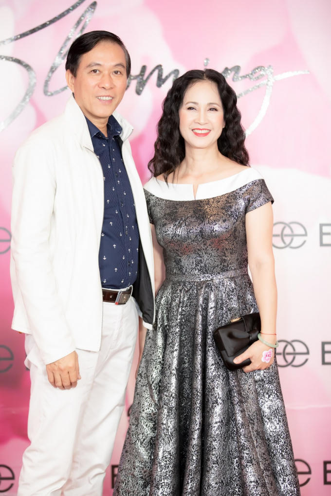 Vợ chồng NSND Lan Hương - Đỗ Kỷ. 