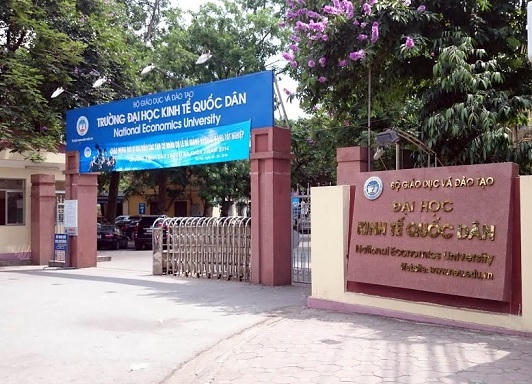 Khi thông tin tăng học phí được đưa ra đột ngột, sinh viên “sốc” là điều dễ hiểu (Ảnh: T/L).