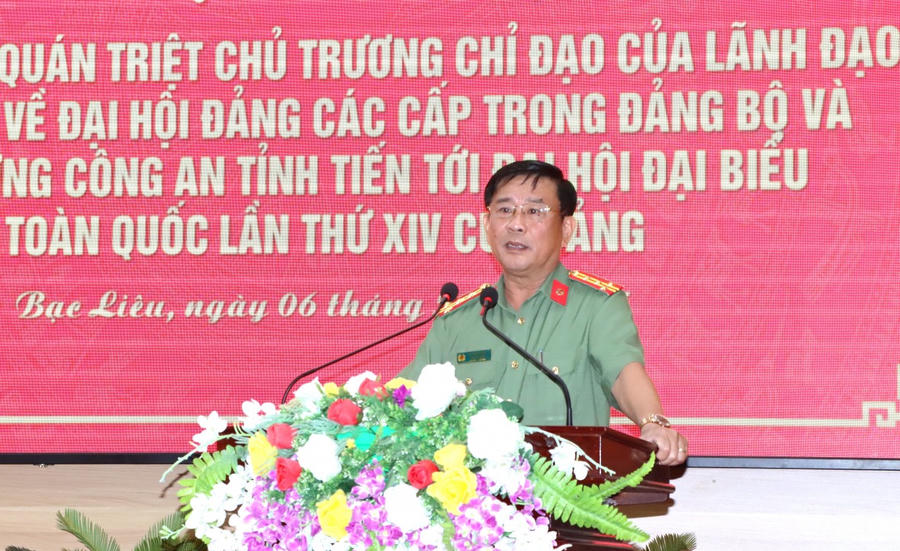 Đại tá Lê Thanh Hùng - Ủy viên Ban Thường vụ Đảng ủy, Phó Giám đốc Công an tỉnh Bạc Liêu, quán triệt một số nội dung liên quan đến Đề án sắp xếp đơn vị hành chính cấp xã.