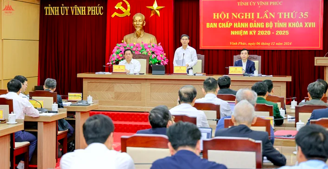 Hội nghị lần thứ 35 Ban Chấp hành Đảng bộ tỉnh Vĩnh Phúc khóa XVII, nhiệm kỳ 2020-2025. (Ảnh: Báo Vĩnh Phúc)