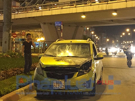 Hiện trường vụ hỏa hoạn. Ảnh: Loan Bảo.