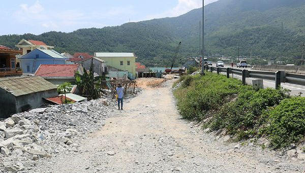 Dự án nguy cơ chậm tiến độ do đang vướng mặt bằng.