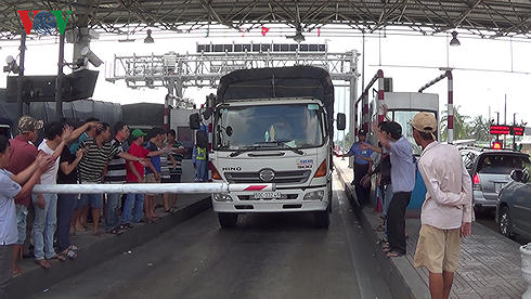Để đảm bảo công bằng thu phí đường sửa chữa, nâng cấp và đường mới, VCCI đề xuất phương pháp tính mức giá mới, dựa trên chi phí vận tải tiết kiệm được của phương tiện.