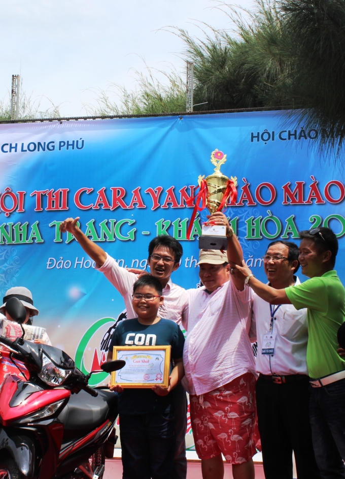 Chú chim Chào Mào mang số báo danh 339 của nghệ nhân Lê Trần Đăng Khoa đến từ Biên Hòa (Đồng Nai) đã xuất sắc giành chức vô địch