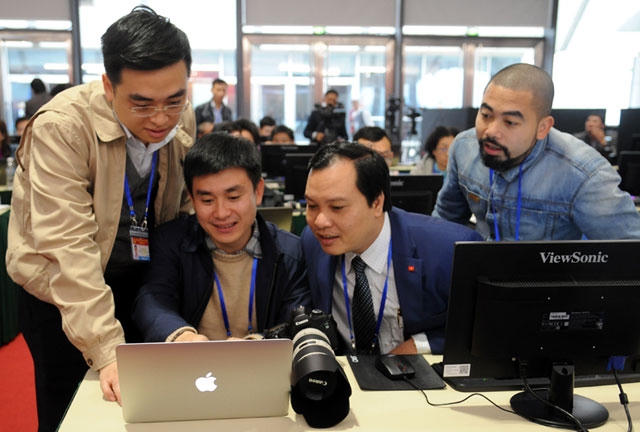 Chia sẻ những tấm hình đẹp.