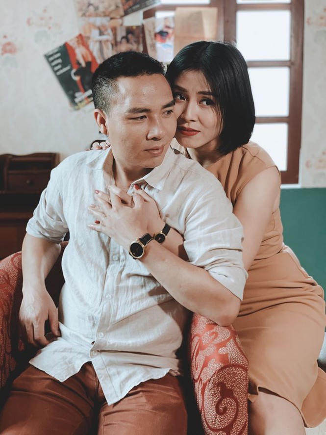 MC Hoàng Linh tung ảnh 'tình bể bình' với ông xã gây 'sốt' - ảnh 7