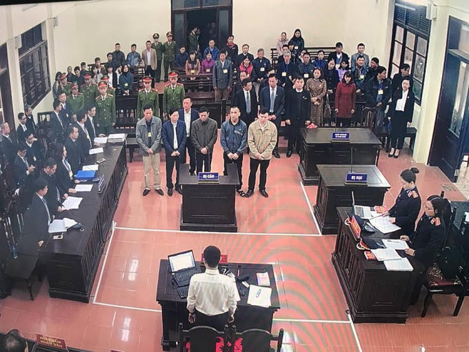 Chùm ảnh xét xử vụ án