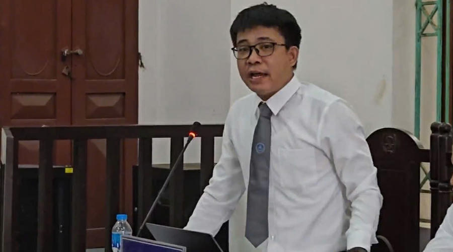 Luật sư Trần Xuân Thành bào chữa cho bị cáo.
