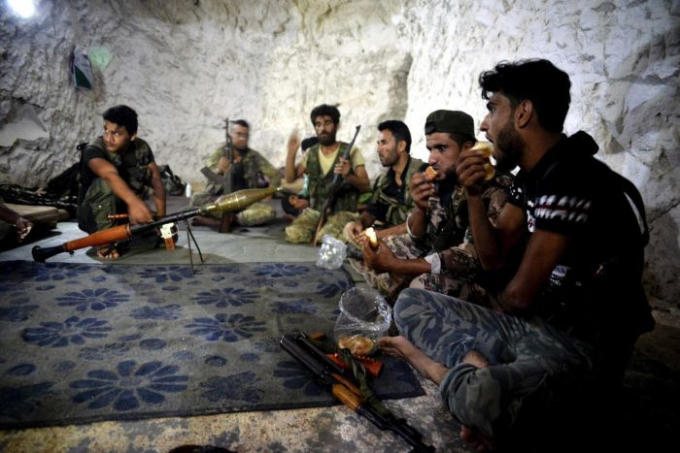 Quân nổi dậy Syria quyết không rời Idlib.