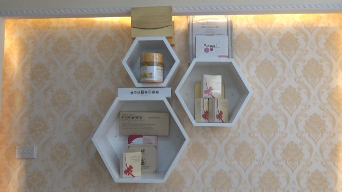 Bản tin Thời trang Plus số 12: Cách để có một làn da căng bóng, mịn màng