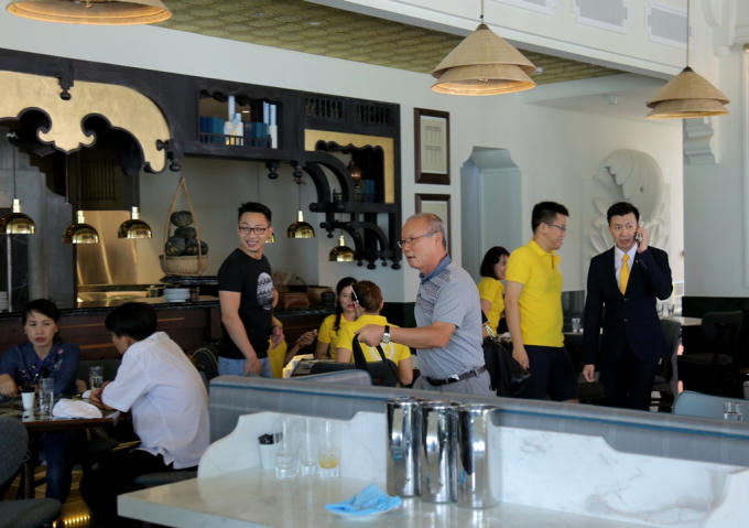 HLV U23 Việt Nam Park Hang Seo tại JW Marriott Phú Quốc Emerald Bay.