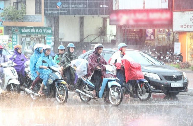 Bắc Bộ và miền Trung tiếp tục mưa lớn