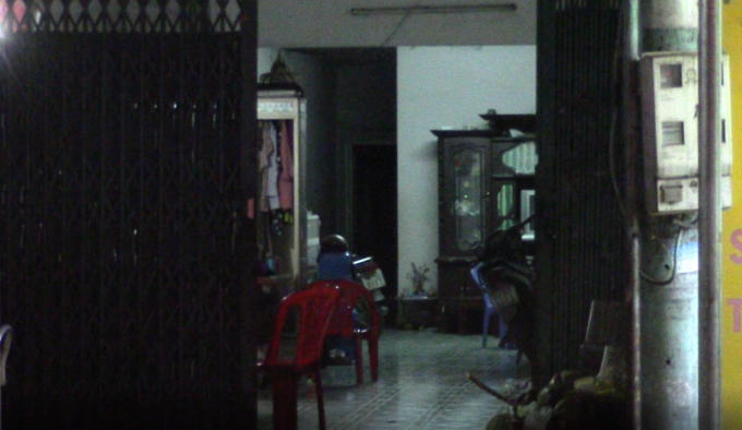 Căn nhà nơi hai vợ chồng sinh sống.