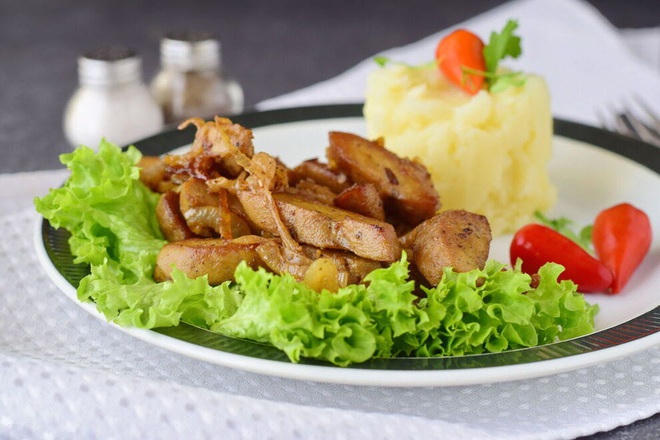 Hàu núi Rocky là món ăn độc đáo khó quên tại các vùng cao nguyên nước Mỹ.