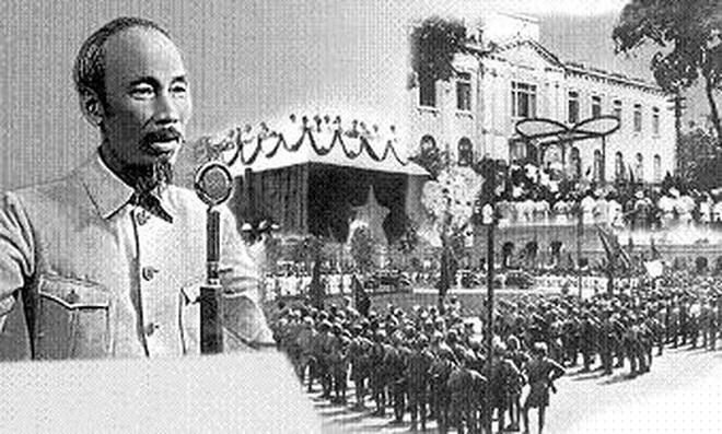Chủ tịch Hồ Chí Minh đọc bản Tuyên ngôn độc lập tại Quảng trường Ba Đình, Hà Nội ngày 2/9/1945.