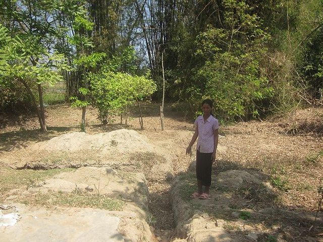 Nhà Y Nơ Ông và các vết tích đào bới