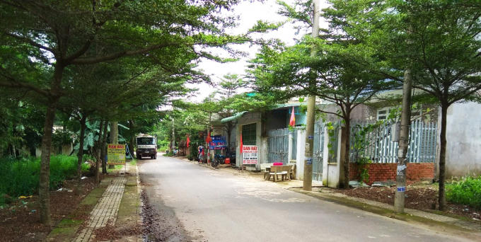Cư dân sinh sống tương đối đông.