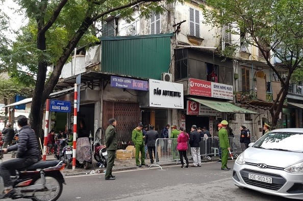 Hình ảnh buổi cưỡng chế tại số 3 phố Hàng Muối, quận Hoàn Kiếm. Ảnh: ND.