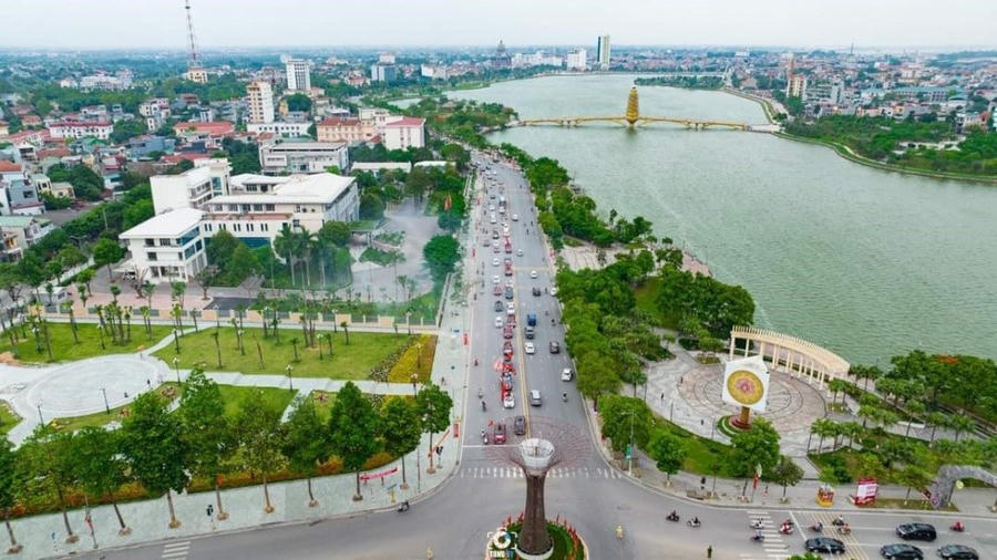 Phú Thọ tăng trưởng GRDP 09 tháng đầu năm đạt 10,22%, vượt kịch bản đề ra, đứng thứ 04/34 tỉnh, thành phố trên cả nước.