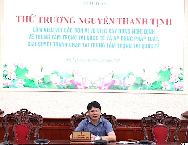 Thứ trưởng Nguyễn Thanh Tịnh phát biểu tại Hội nghị.