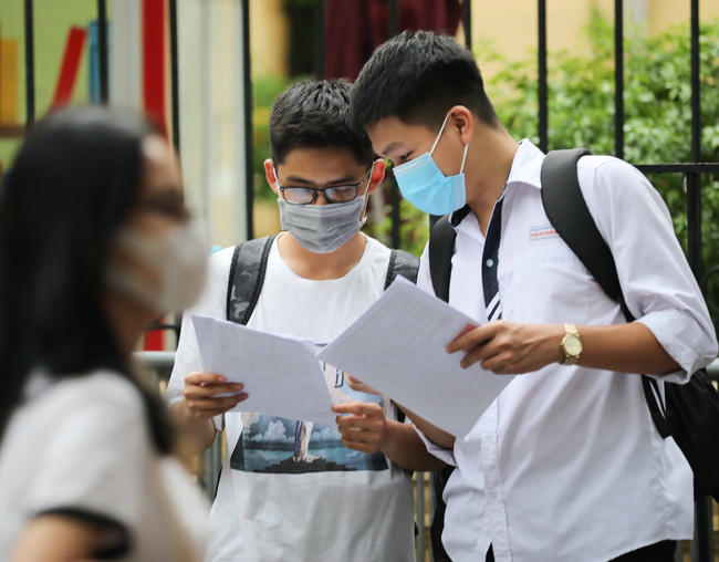 Thí sinh tham dự kỳ thi tốt nghiệp THPT 2021. Ảnh minh họa: TTXVN