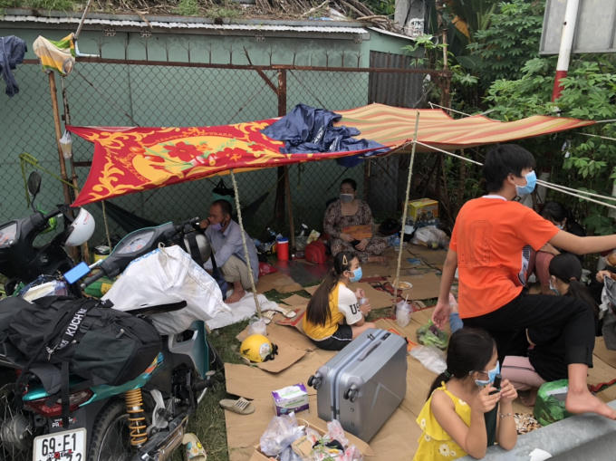 23.9- Dan ve que vuong chot HG