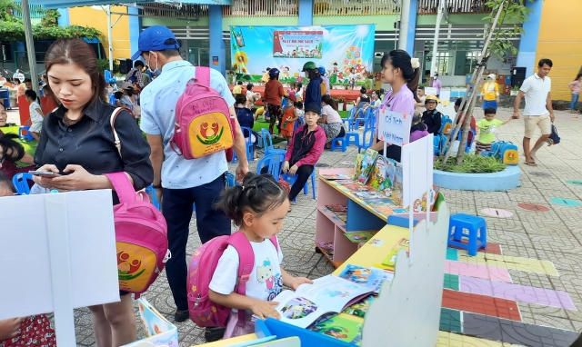 Trường Mầm non Bông Sen tổ chức