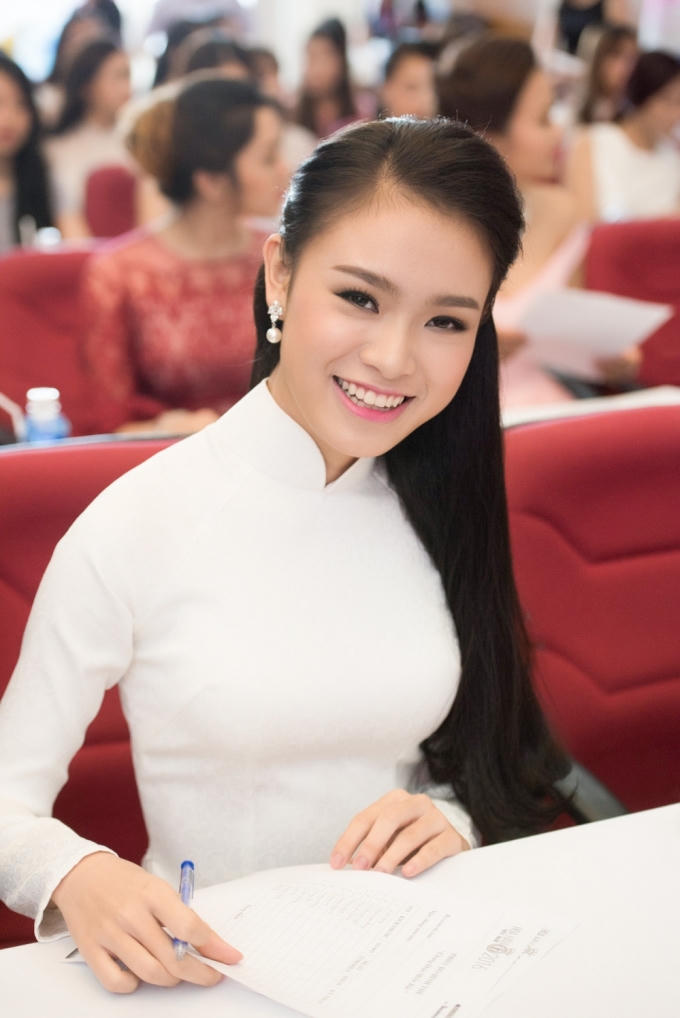 Ngắm nhan sắc 10 gương mặt nổi bật tại vòng sơ khảo phía Bắc Hoa hậu Việt Nam 2016