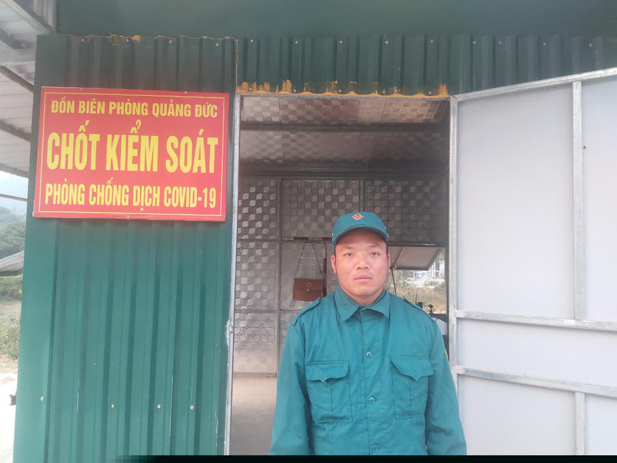 Anh Tằng Xuân Bính, dân quân ở bản Mốc 13, xã Quảng Đức, huyện Hải Hà, tỉnh Quảng Ninh. (Ảnh: NQ)