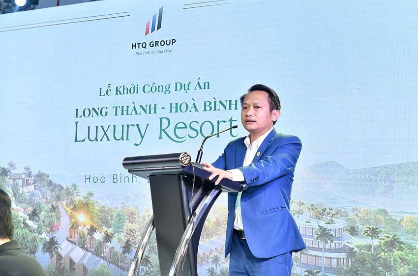 Ông Lê Văn Cường - Chủ tịck HĐQT Tập đoàn HTQ phát biểu tại lễ khởi công.