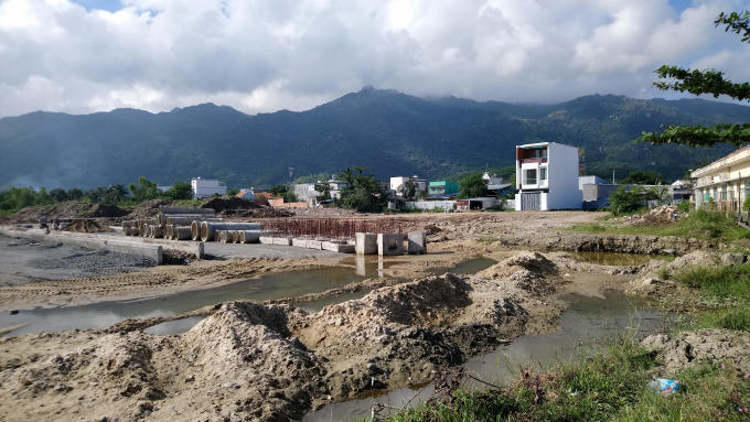 Tuyến đường dự án đang được thi công.