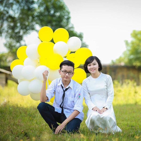 Bất kì giấc mơ nào cũng có thể thành hiện thực nếu chúng ta tin tưởng, kiên trì, liên tục nỗ lực và tiến lên không ngừng”, Hà Giang (phải) tâm sự.