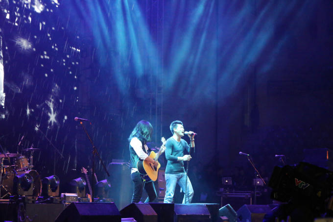 Tạ Quang Thắng với Cơn mưa tháng 5.