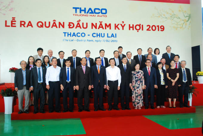 Nguyên Chủ tịch nước Trương Tấn Sang cùng lãnh đạo tỉnh Quảng Nam có mặt trong lễ ra quân đầu năm của THACO.