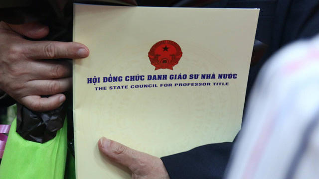 Công khai hồ sơ ứng viên giáo sư, phó giáo sư để đảm bảo sự minh bạch, có giám sát của xã hội