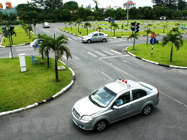 Đào tạo lái xe. Ảnh minh họa: TTXVN