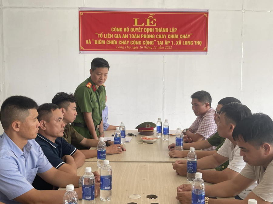 Các tổ chức, đoàn thể và nhân dân đồng tình, hưởng ứng với mô hình “Tổ liên gia an toàn phòng cháy chữa cháy”.