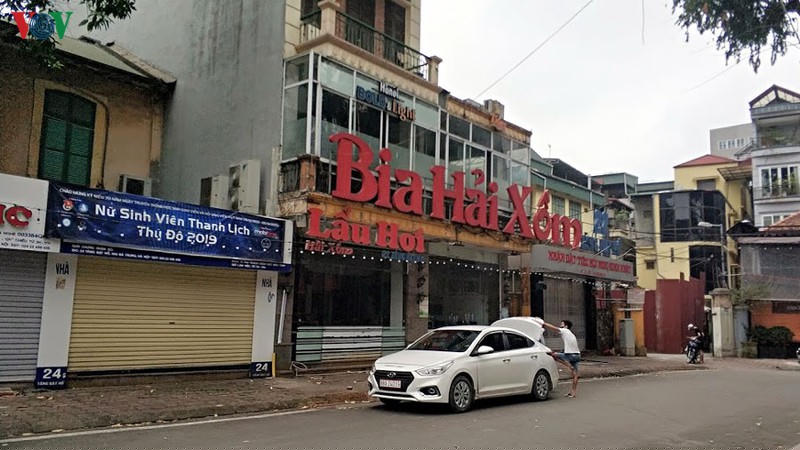 hinh anh hiem gap tai cac quan nhau nuc tieng o ha noi mua dich covid-19 hinh 6