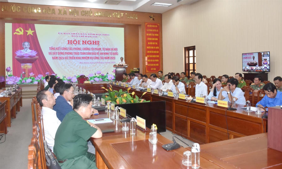 Các đại biểu tham dự Hội nghị.