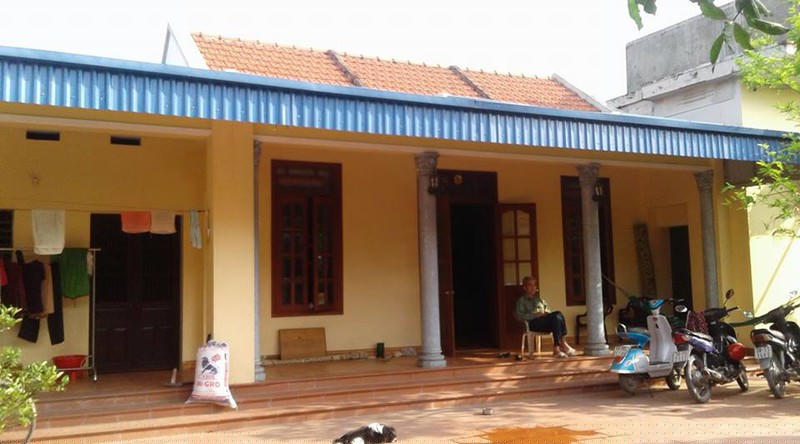 Ngôi nhà khang trang do những người bạn của anh Thiều tri ân cha mẹ liệt sĩ.