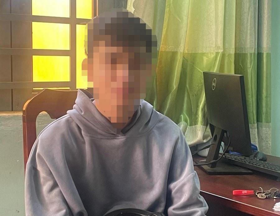 Đối tượng tại H.M.V bị khởi tố về hành vi truyền bá văn hoá phẩm đồi truỵ. ( Ảnh: Công an Bình Phước)