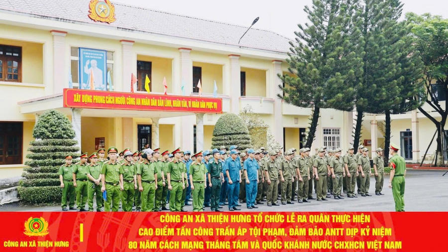 Công an xã Thiện Hưng ra quân trấn áp tội phạm.