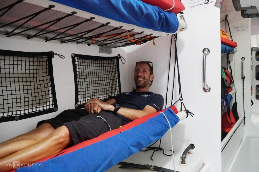 z5176872500489-794cfe786cf70d8d7038828c2d36d3e3-1708431014