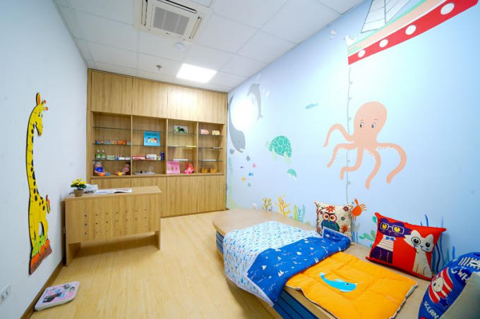 Kh&ocirc;ng gian học tập v&agrave; vui chơi đều đạt ti&ecirc;u chuẩn quốc tế.