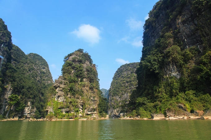 Những h&igrave;nh ảnh hiếm hoi lạ l&ugrave;ng của &ldquo;Kong: Skull Island&rdquo; tại Ninh B&igrave;nh.